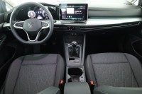 VW Golf VIII Variant 1.5 TSI