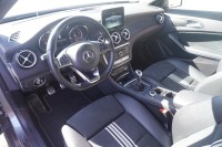 Mercedes-Benz GLA 200 AMG Line