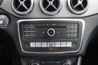 Mercedes-Benz GLA 180 7G-DCT Urban