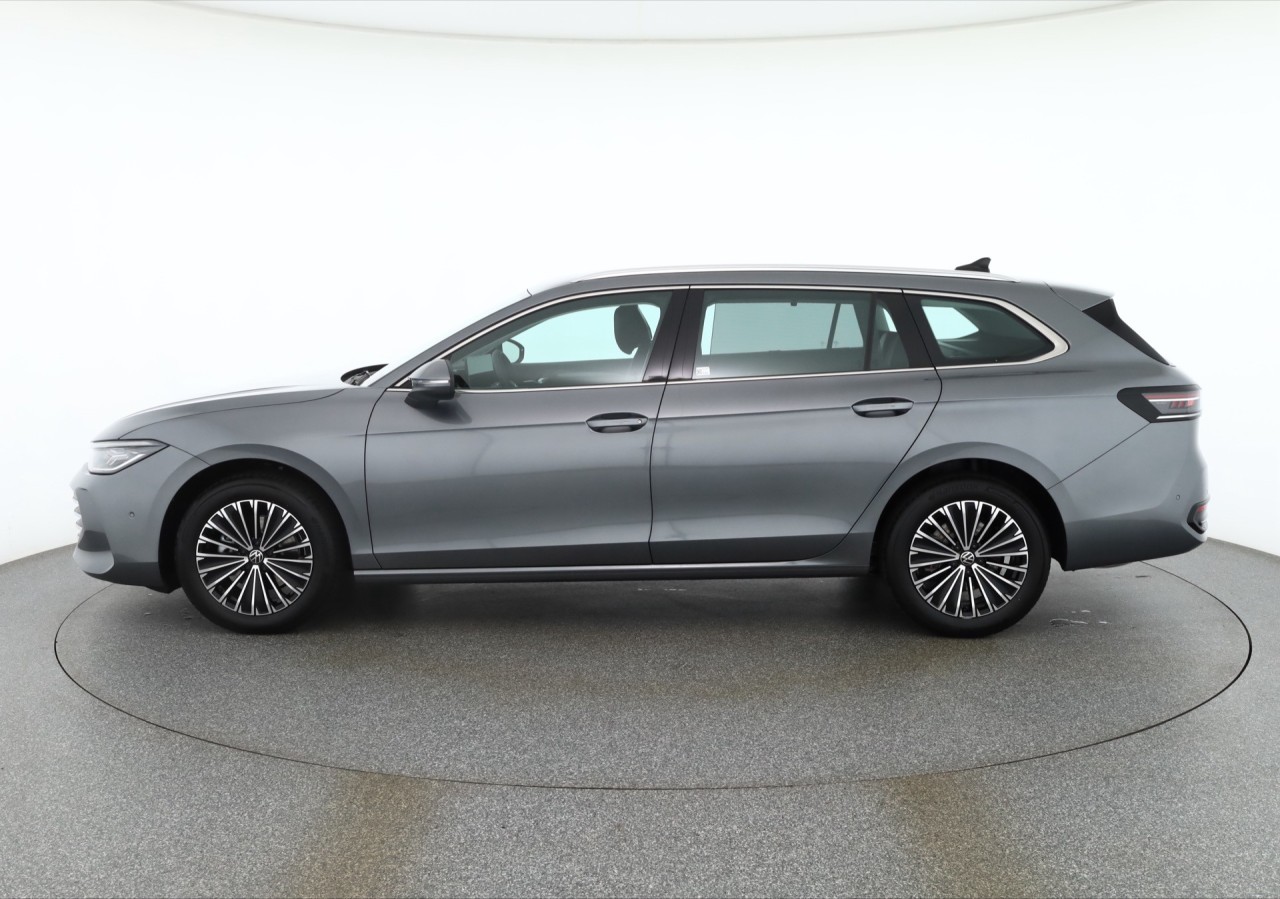 VW Passat Variant 1.5 eTSI DSG