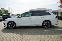 VW Golf VIII Variant 1.5 TSI R-Line