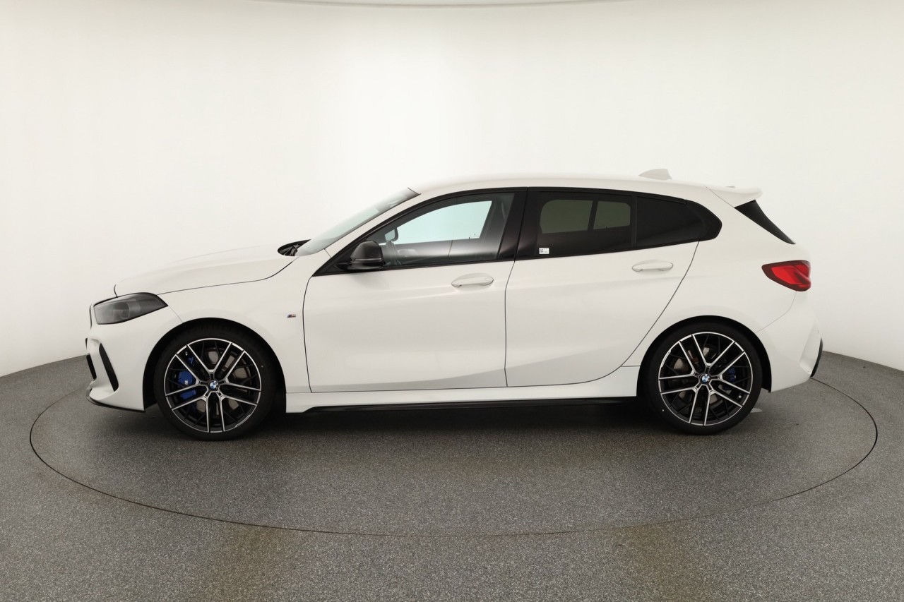 BMW M135 M135i xDrive