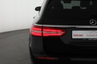 Mercedes-Benz E 220 220d T AMG Line