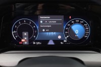 VW Golf VIII Variant 1.5 eTSI DSG