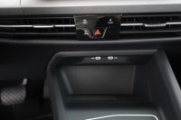 VW Golf VIII Variant 1.5 eTSI DSG