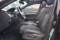 VW Passat Variant GTE