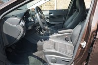 Mercedes-Benz GLA 200 Standard