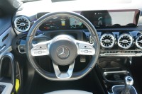 Mercedes-Benz CLA 200 AMG Line