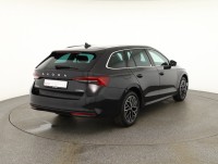 Skoda Octavia Combi 1.5 eTSI DSG