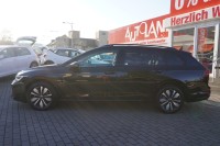 VW Golf VIII Variant 1.5 TSI Goal