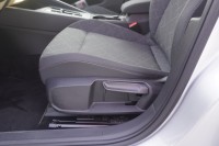VW Golf VIII Variant 1.5 eTSI DSG Life