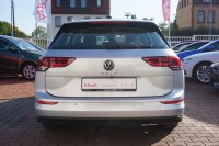 VW Golf VIII Variant 1.0 Life