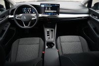 VW Golf VIII Variant 1.5 eTSI Life DSG