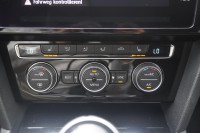 VW Passat Variant 1.5 TSI Highline R-Line