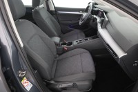 VW Golf VIII Variant 1.5 eTSI DSG Life