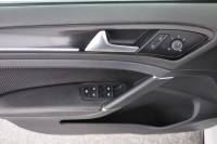 VW Golf VII Variant R 2.0 TSI DSG 4Motion