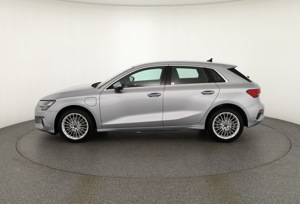 Audi A3 Sportback 40 TFSIe advanced