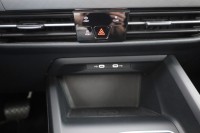 VW Golf VIII Variant 1.5 eTSI DSG Life