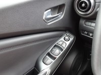 Nissan Juke 1.0 DIG-T N-Connecta Aut.