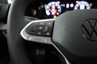 VW Golf VIII Variant 1.5 eTSI R-Line DSG