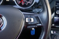 VW Touran 1.5 Highline SHZ Pano
