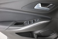 Opel Grandland 1.6 Turbo Hybrid