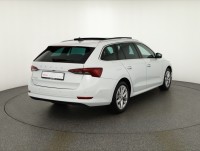 Skoda Octavia Combi 1.5 TSI First Edition