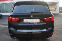 BMW 220 i Advantage