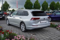 VW Golf VIII Variant 1.0 Life