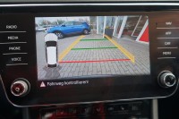 Skoda Superb Combi 2.0 TDI DSG Style