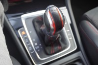 VW Golf VII 2.0 16V TSI GTI TCR