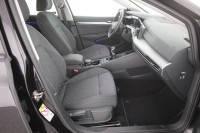 VW Golf VIII Variant 1.0 TSI Life