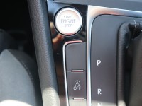 VW Golf VII 2.0 TDI DSG R-Line Pano VC