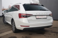 Skoda Superb Combi 2.0 TDI DSG