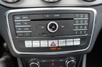 Mercedes-Benz CLA 200 AMG Line