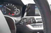 BMW 330 330e Advantage