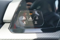 VW Golf VIII 2.0 TDI R-Line DSG