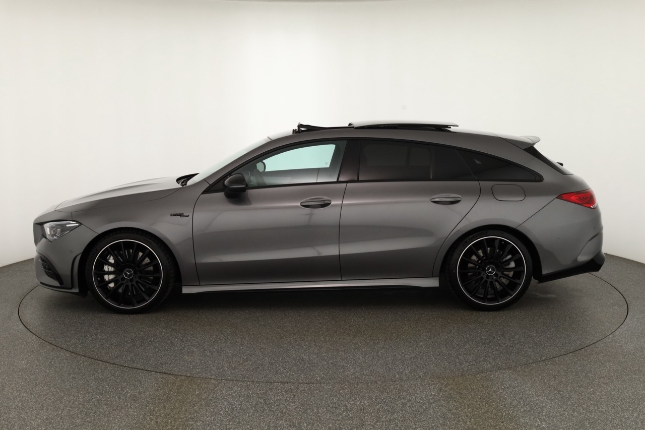 Mercedes-Benz Shooting Brake CLA 35 AMG 4Matic
