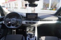 Audi A4 Quattro 40 TDI quattro S-Tronic S-Line