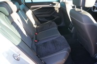 VW Passat Variant 1.5 TSI DSG R-Line