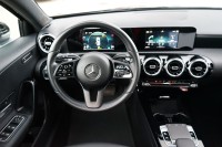 Mercedes-Benz A 200 A200 d