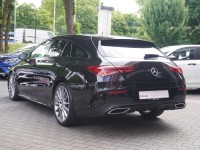 Mercedes-Benz Shooting Brake CLA 200 AMG Line