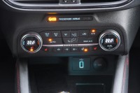 Ford Focus 1.0 M-Hybrid ST-Line X