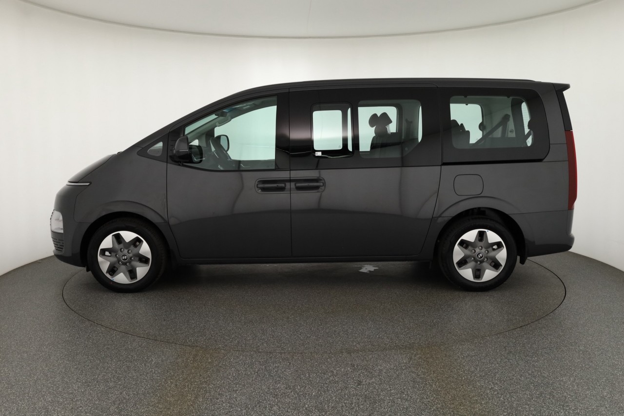 Hyundai Staria 1.6 T-GDI HEV Aut.