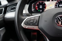 VW Passat Variant 2.0 TDI R-Line 4Motion Edition