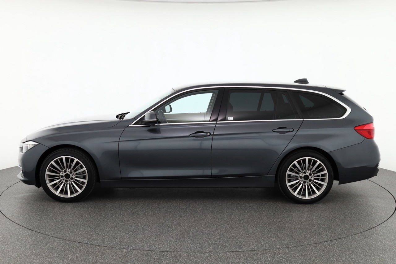 BMW 320 320i Touring Luxury Line