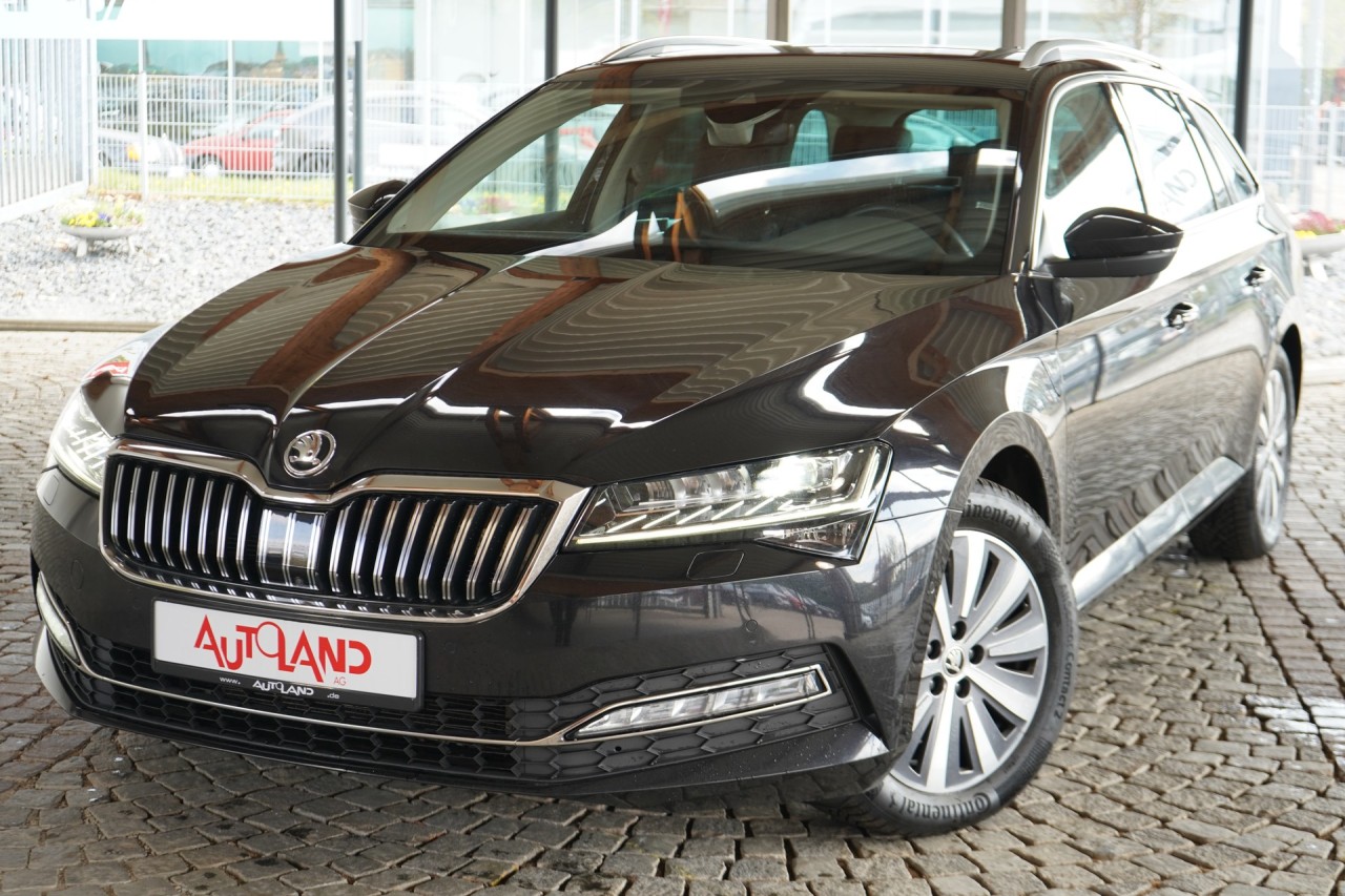 Skoda Superb Combi 2.0 TDI Premium Edition