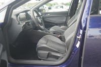 VW Golf VIII 2.0 TDI R-Line DSG