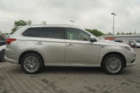 Mitsubishi Outlander 2.4Hybrid PHEV Basis Spirit 4WD