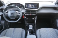 Peugeot 2008 1.2 M-Hybrid Allure Aut.